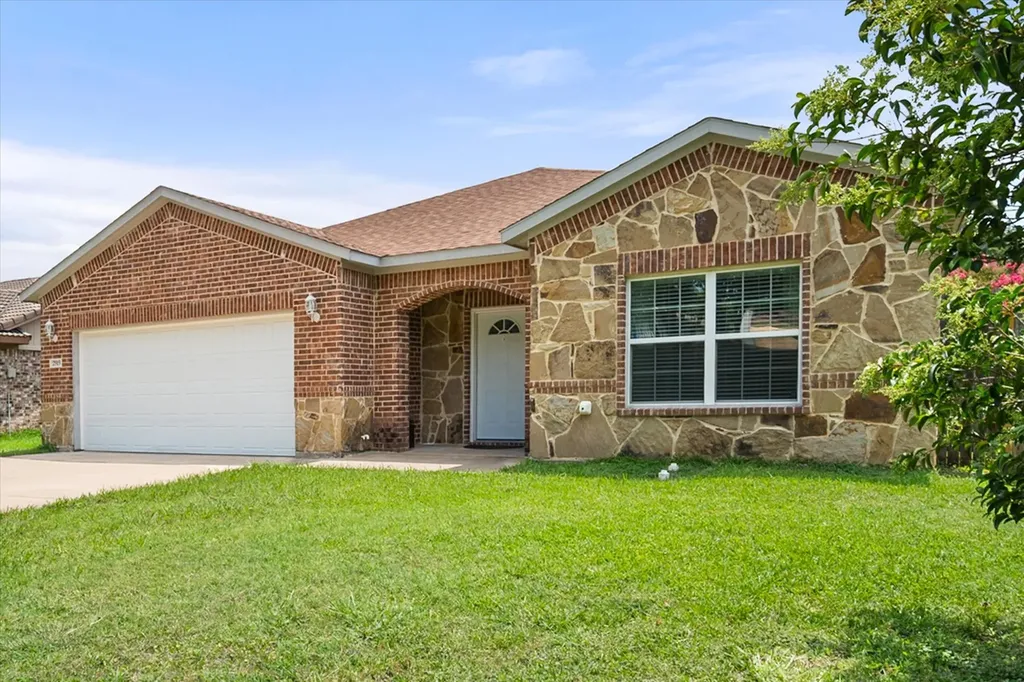 2919 Allen Court Arlington TX 76014