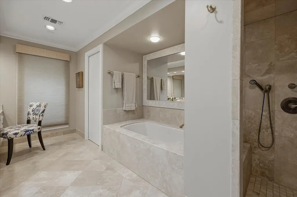 2209 Canterbury Drive Westover Hills TX 76107