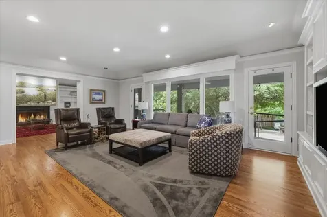2209 Canterbury Drive Westover Hills TX 76107