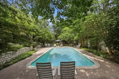 2209 Canterbury Drive Westover Hills TX 76107