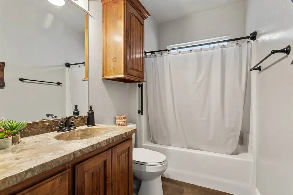1505 Lucy Circle Lindale TX 75771