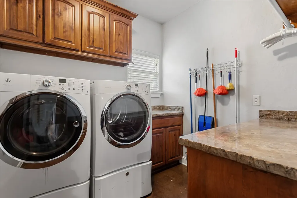 1505 Lucy Circle Lindale TX 75771