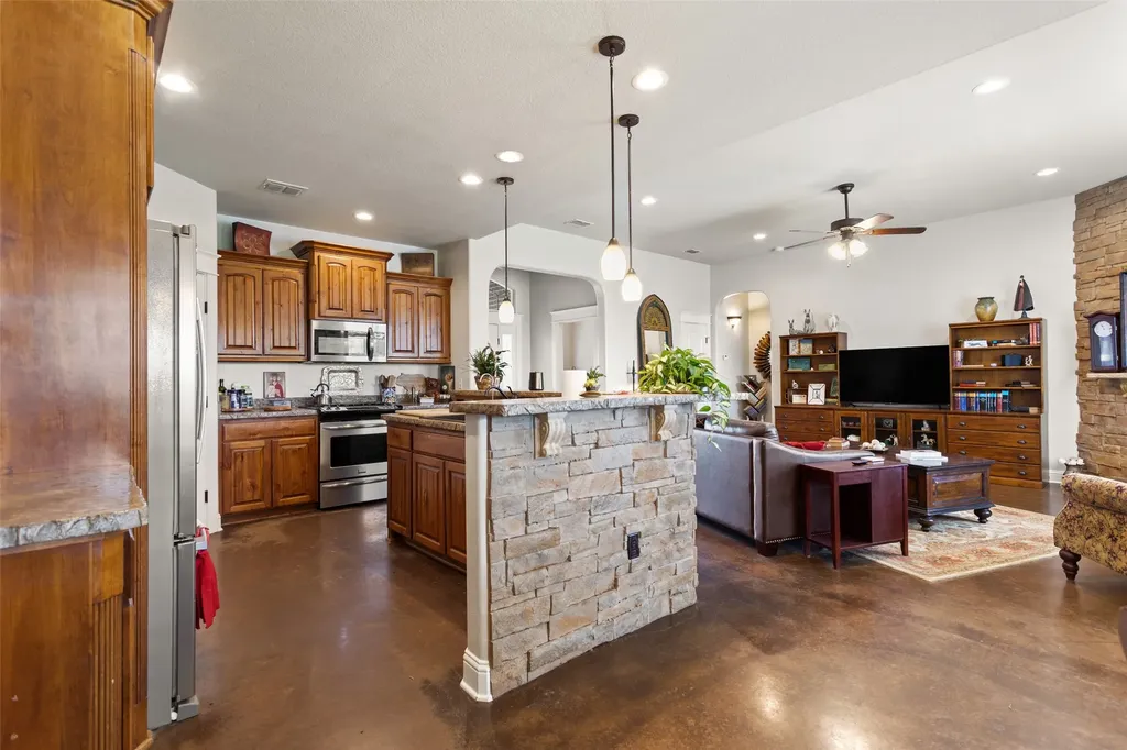 1505 Lucy Circle Lindale TX 75771