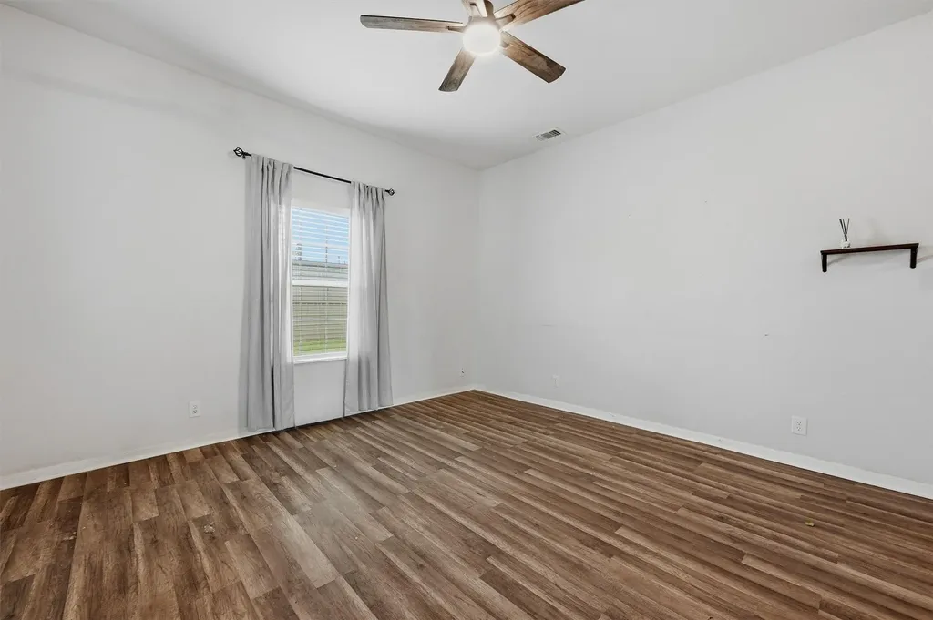 111 Britton Street Tom Bean TX 75489