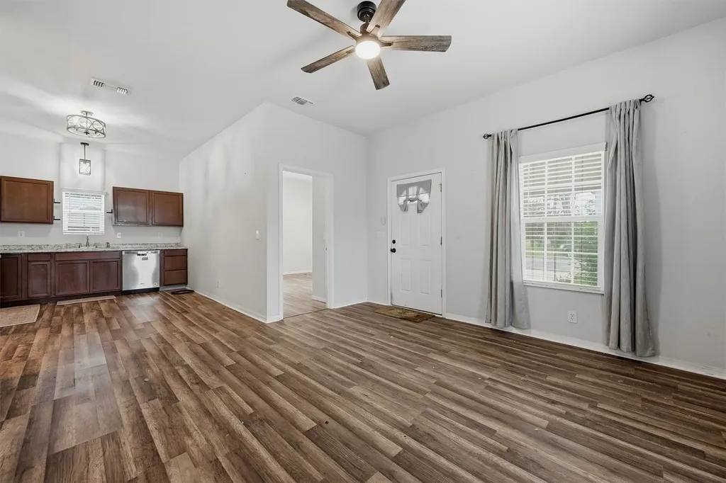 111 Britton Street Tom Bean TX 75489