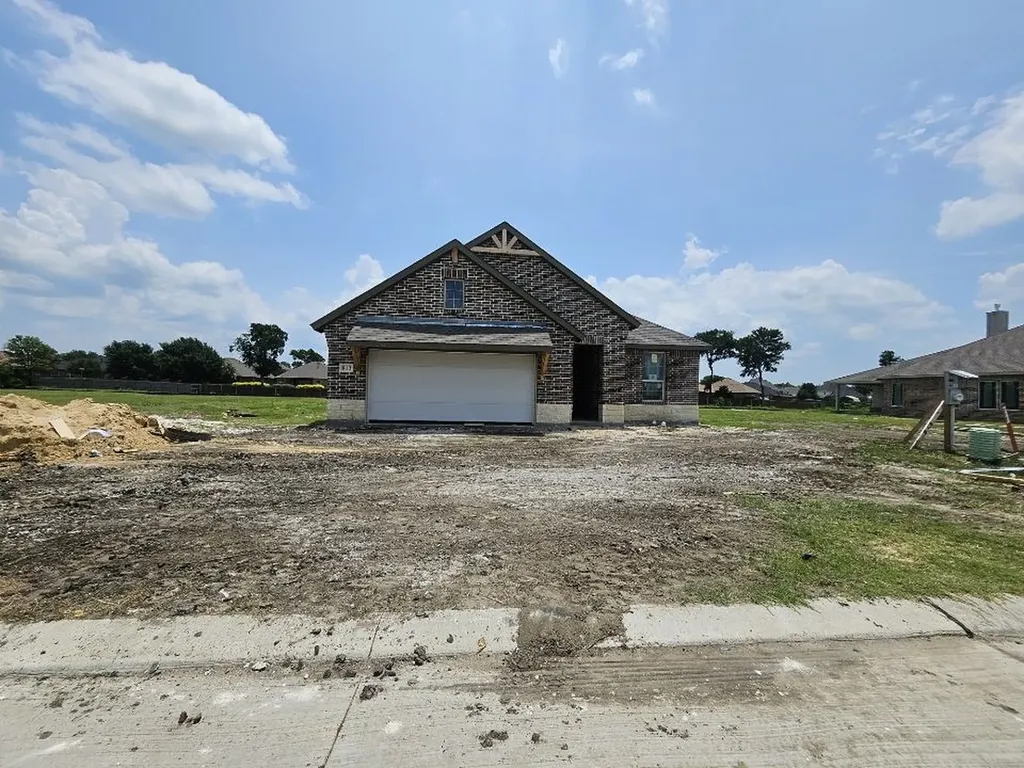 813 Silverleaf Drive Ennis TX 75119