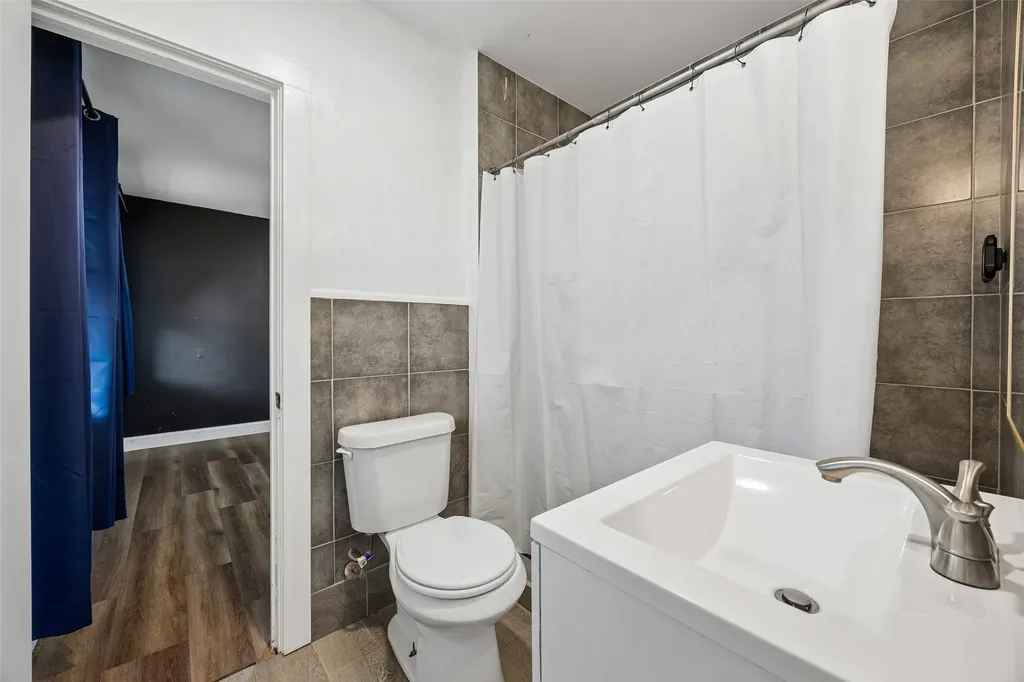 3411 Gibsondell Avenue Dallas TX 75211