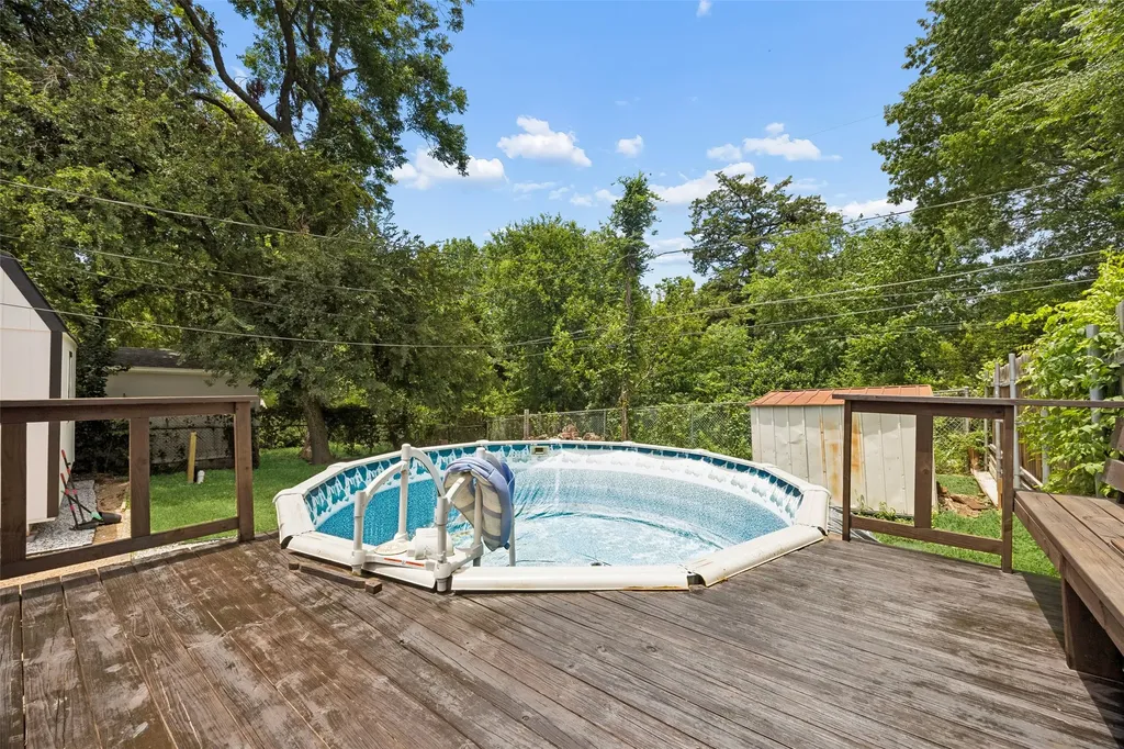 3411 Gibsondell Avenue Dallas TX 75211