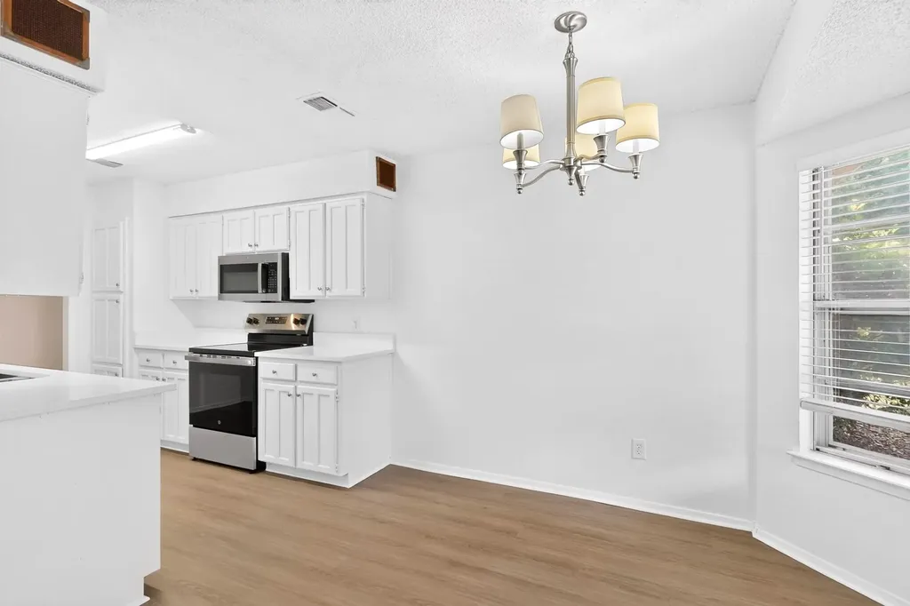 6005 Stardust Drive S Watauga TX 76148