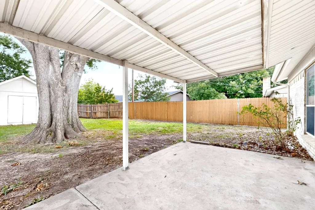 6005 Stardust Drive S Watauga TX 76148