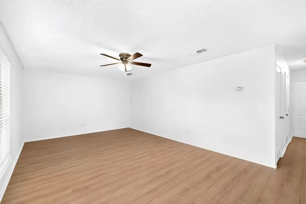 6005 Stardust Drive S Watauga TX 76148