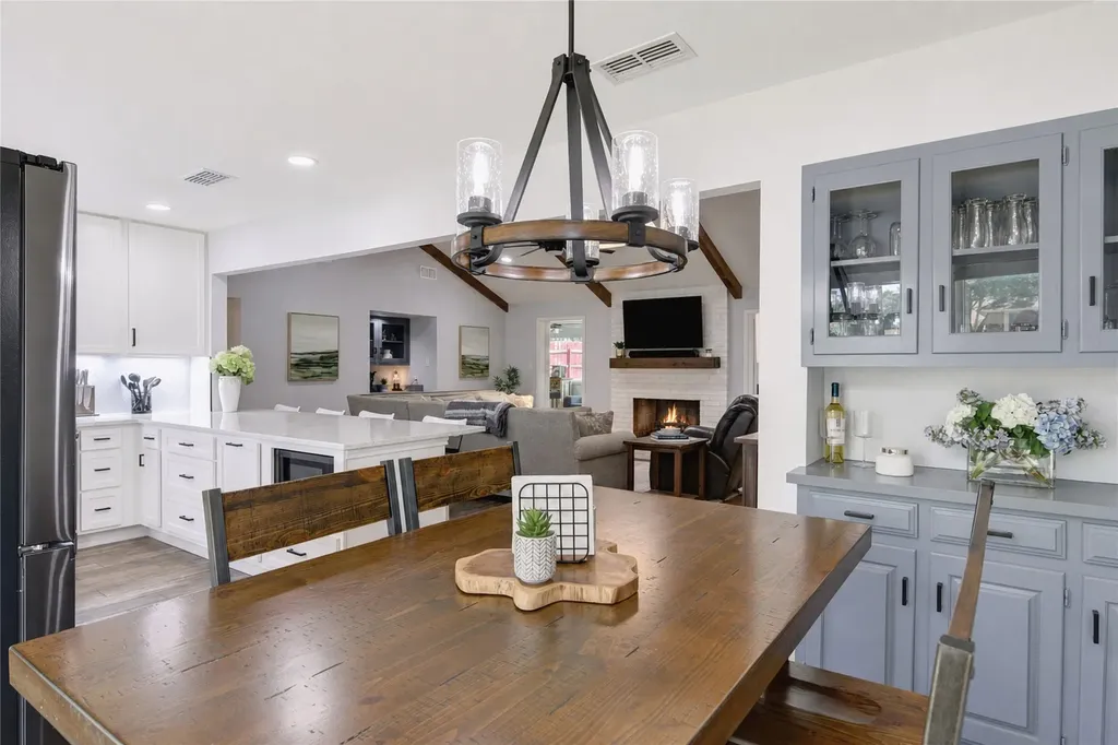 2917 Cresthaven Drive Grapevine TX 76051