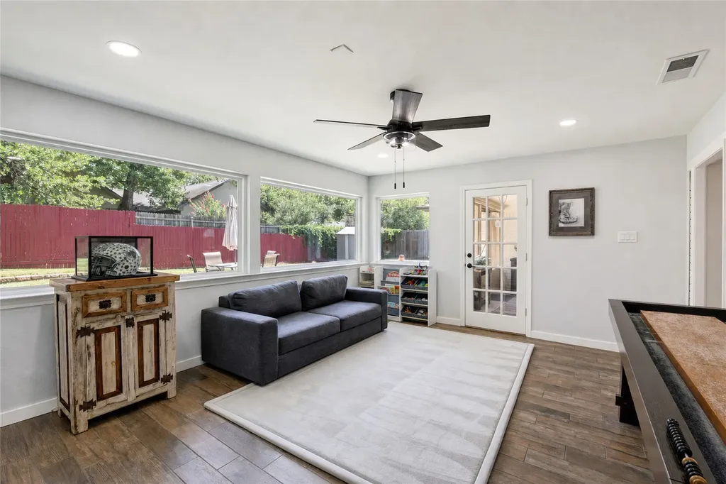 2917 Cresthaven Drive Grapevine TX 76051