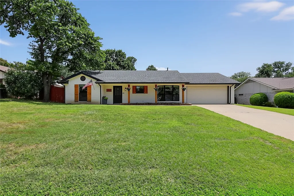 2917 Cresthaven Drive Grapevine TX 76051