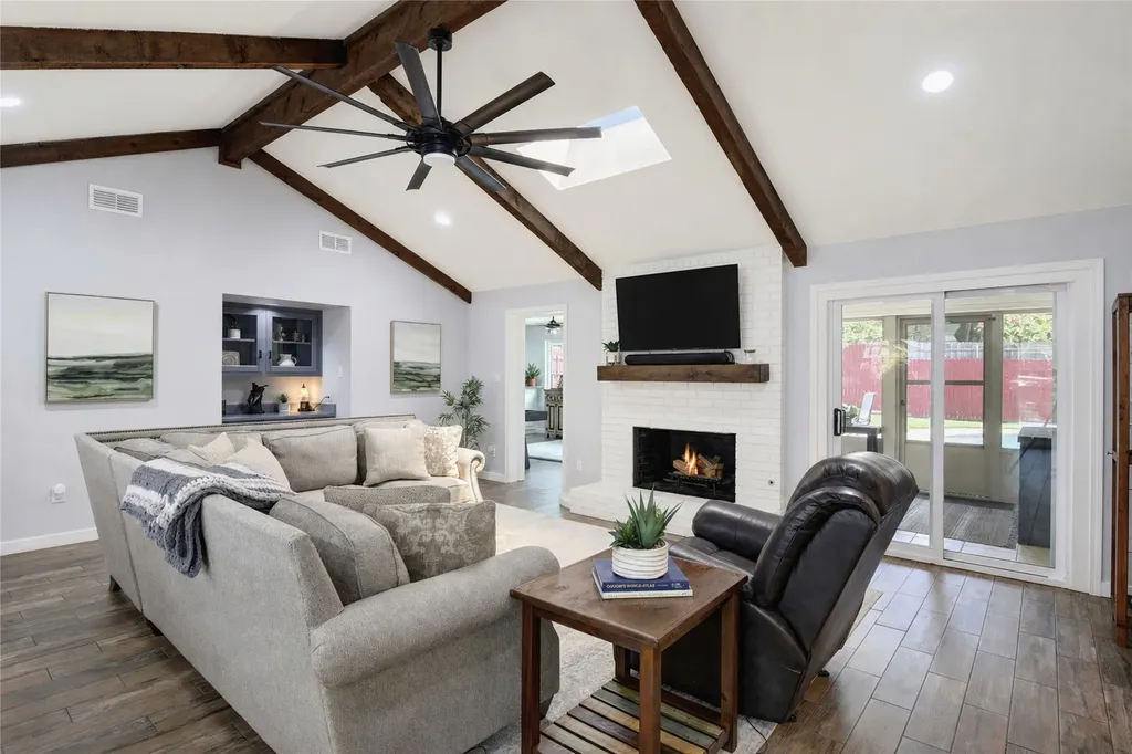 2917 Cresthaven Drive Grapevine TX 76051