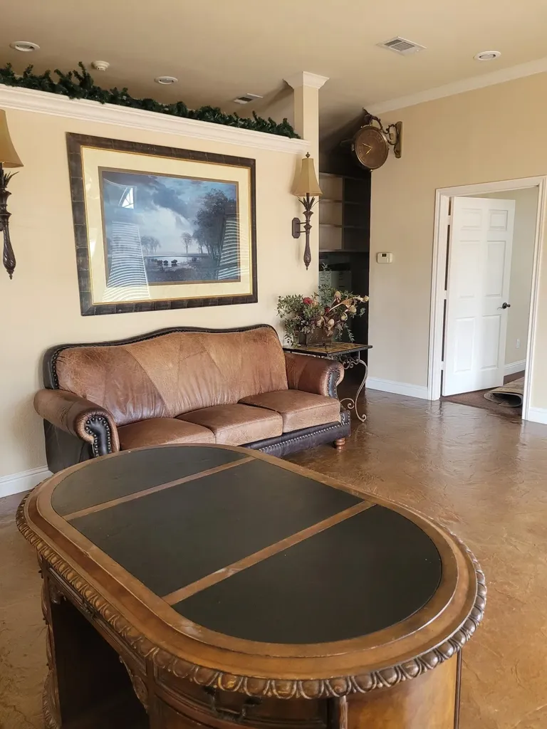 1905 W Ennis Avenue Ennis TX 75119