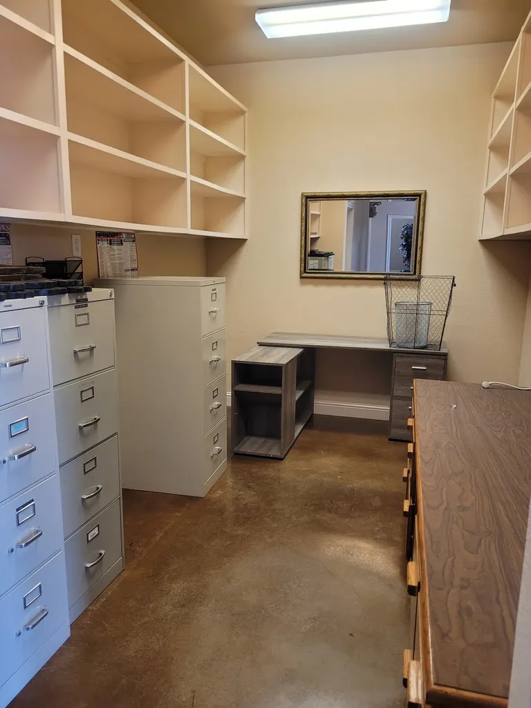 1905 W Ennis Avenue Ennis TX 75119