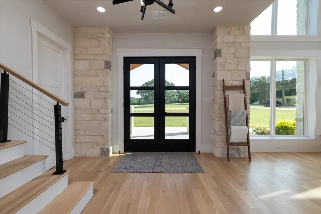 1100 County Road 1785 Sunset TX 76270