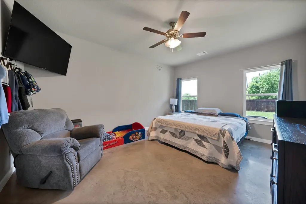 104 Sweeney Street Hillsboro TX 76645