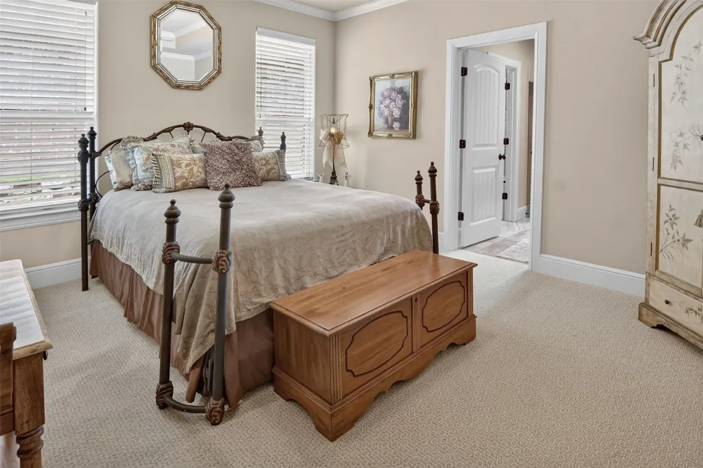 1221 Prestwick Court Granbury TX 76048