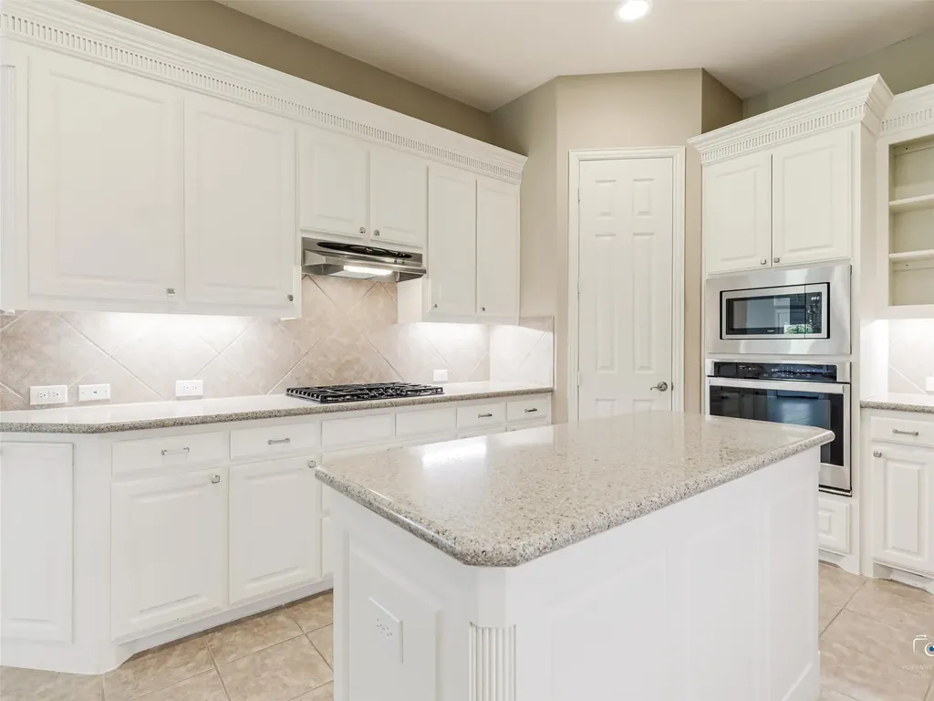 805 Barton Springs Drive Fairview TX 75069