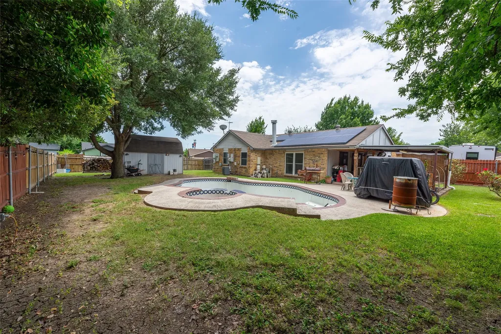 6700 Sunnybank Drive Fort Worth TX 76137