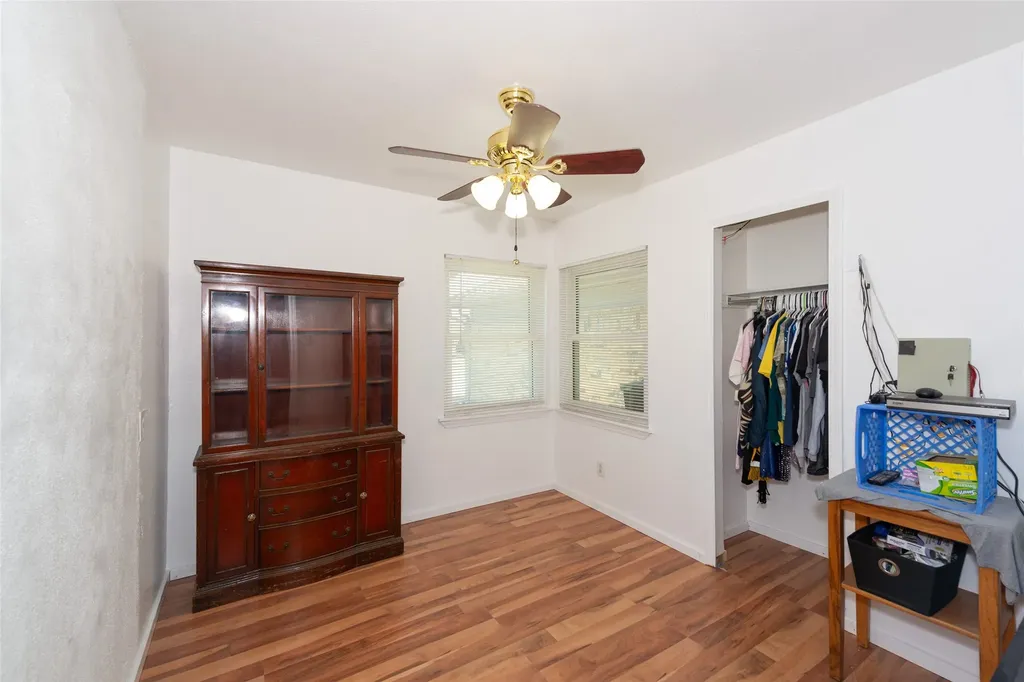 6700 Sunnybank Drive Fort Worth TX 76137