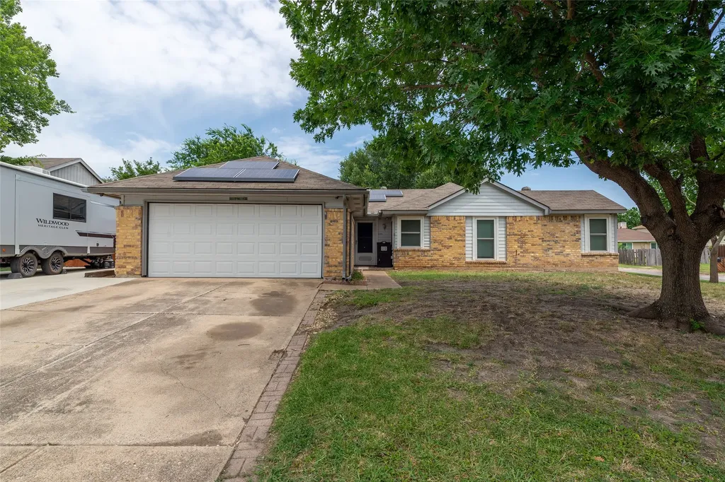 6700 Sunnybank Drive Fort Worth TX 76137