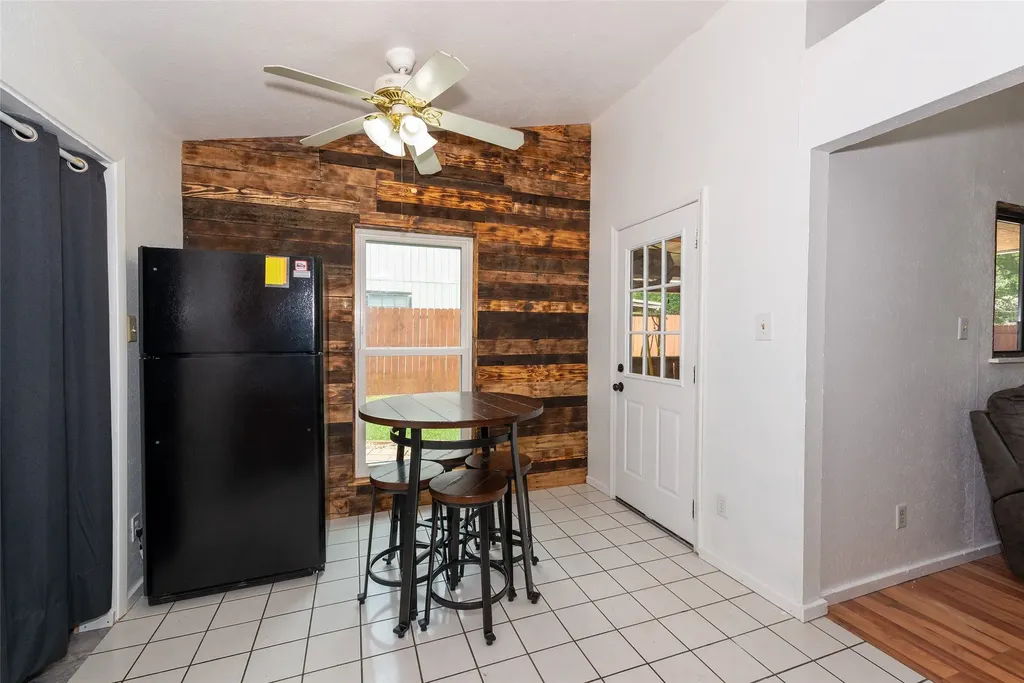 6700 Sunnybank Drive Fort Worth TX 76137