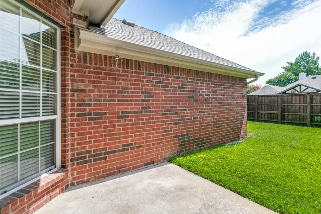 1502 Scottsman Drive Allen TX 75013