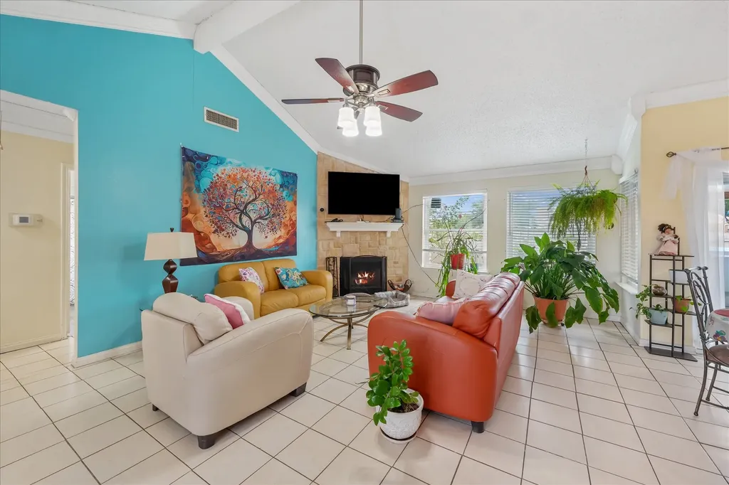 3030 Meadow Creek Court Grand Prairie TX 75052