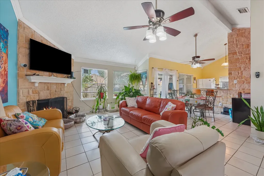 3030 Meadow Creek Court Grand Prairie TX 75052