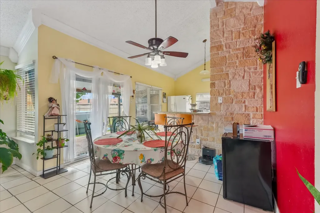 3030 Meadow Creek Court Grand Prairie TX 75052