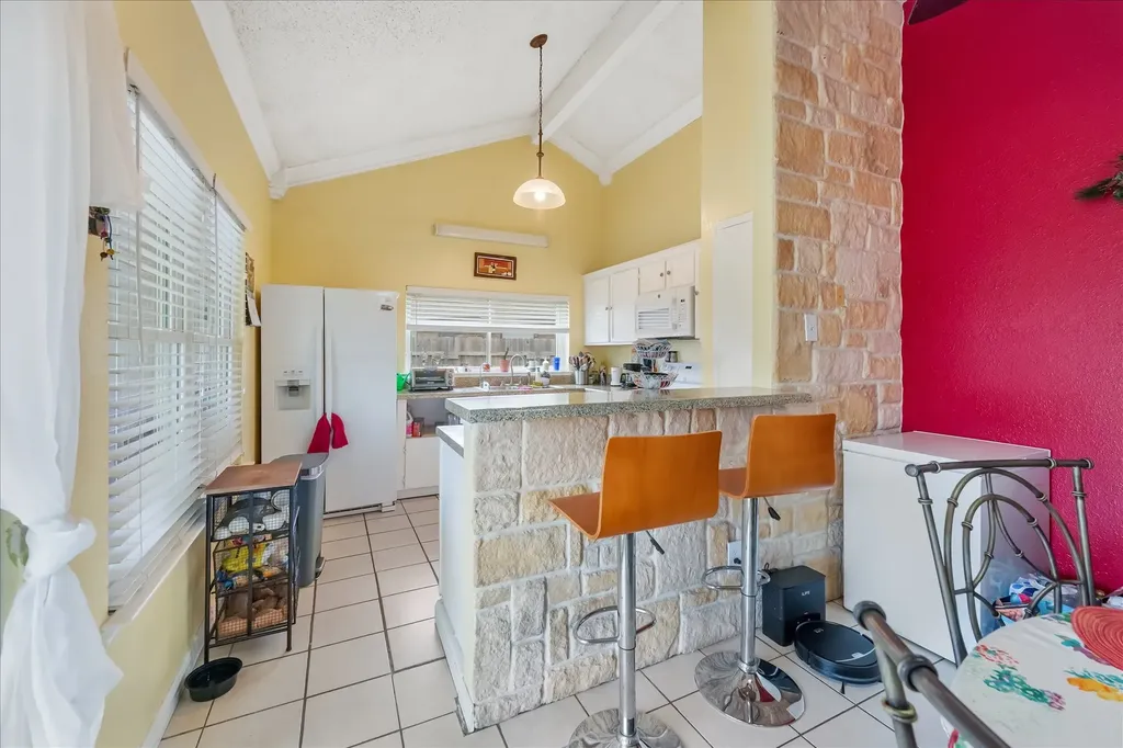 3030 Meadow Creek Court Grand Prairie TX 75052
