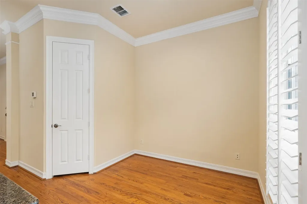 4230 Holland Avenue Dallas TX 75219