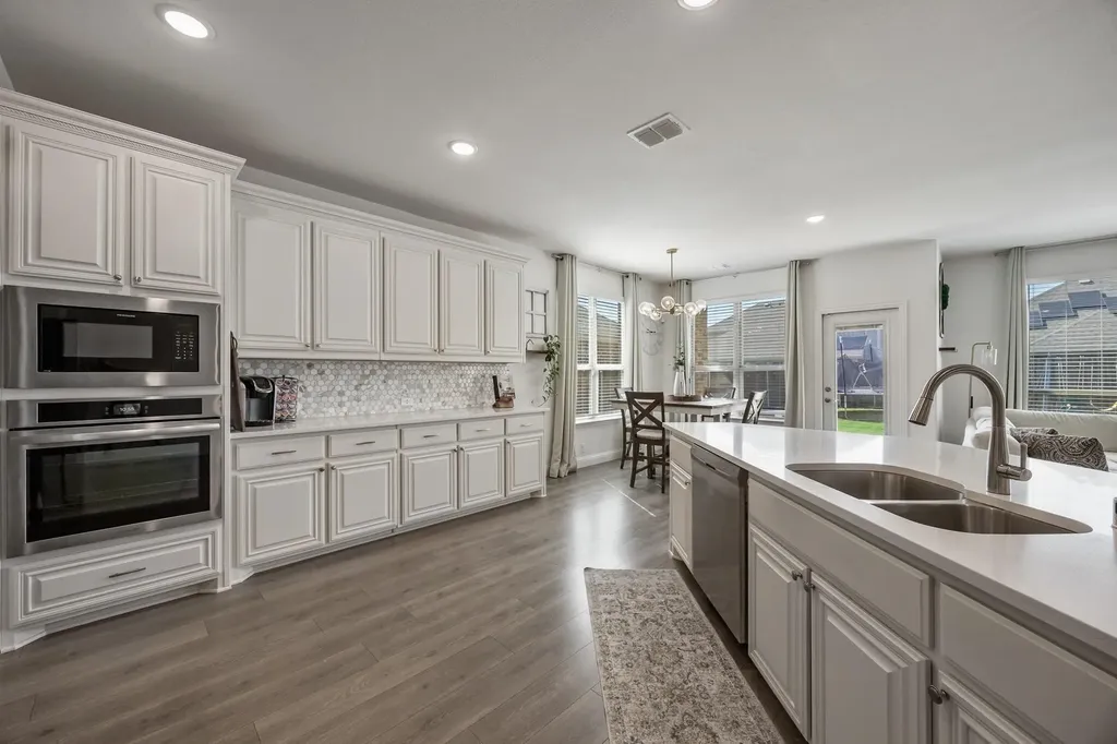 3911 Holly Springs Lane Kaufman TX 75142