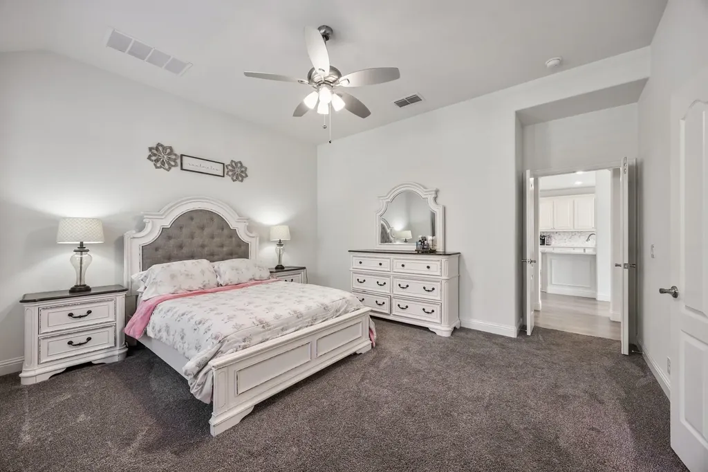 3911 Holly Springs Lane Kaufman TX 75142