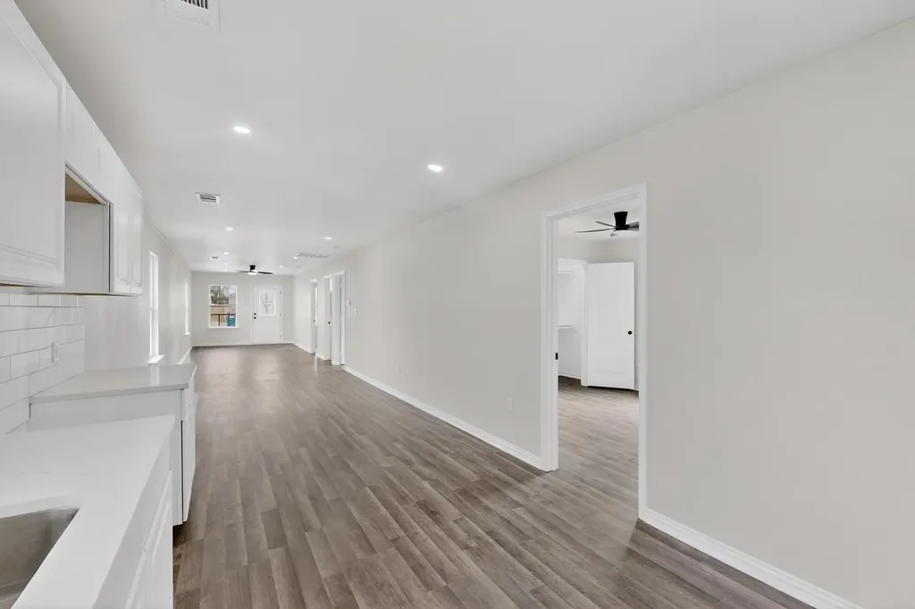 1541 Caldwell Street Dallas TX 75223