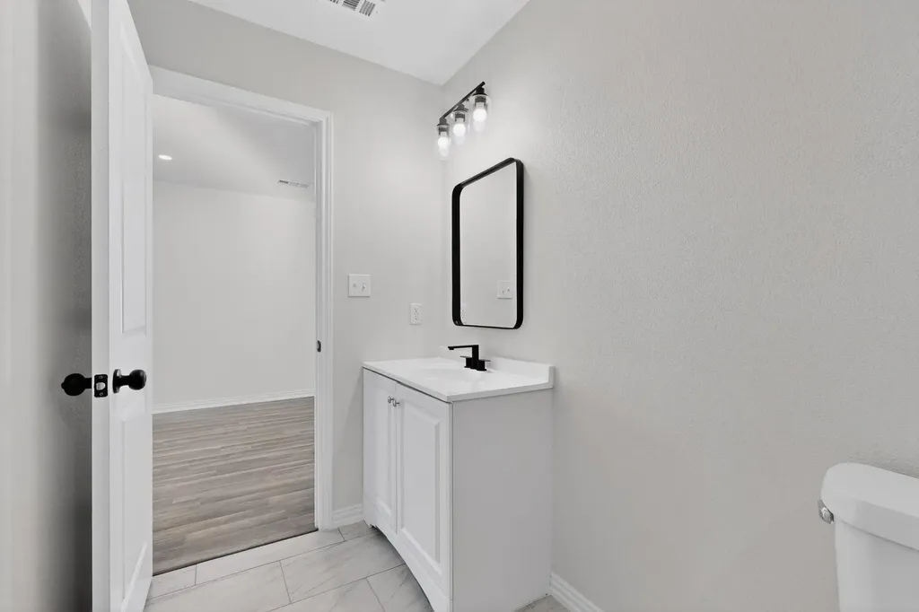 1541 Caldwell Street Dallas TX 75223