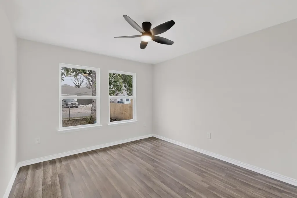 1541 Caldwell Street Dallas TX 75223