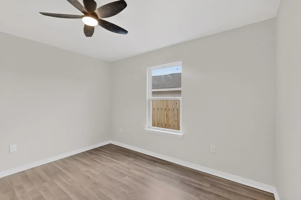 1541 Caldwell Street Dallas TX 75223