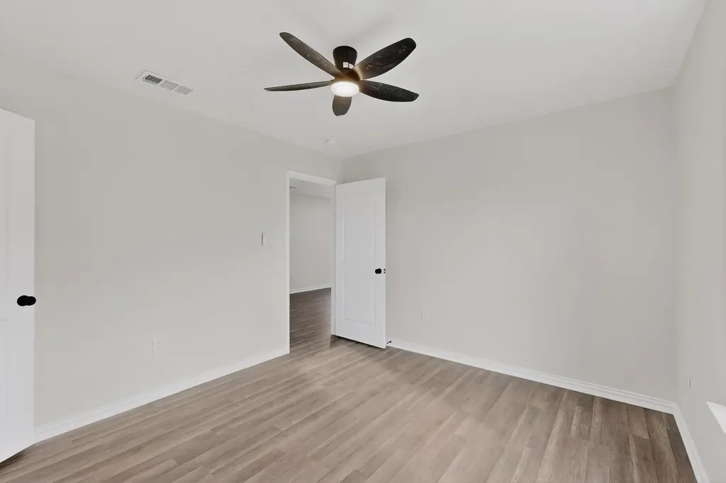 1541 Caldwell Street Dallas TX 75223