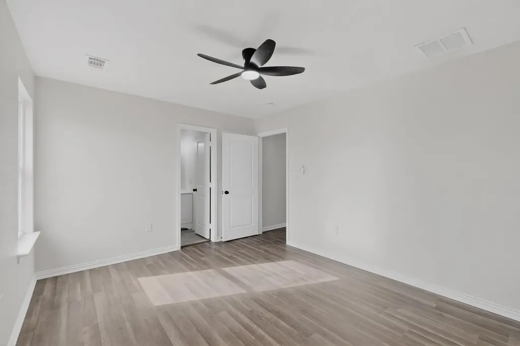 1541 Caldwell Street Dallas TX 75223