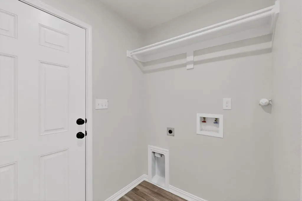 1541 Caldwell Street Dallas TX 75223