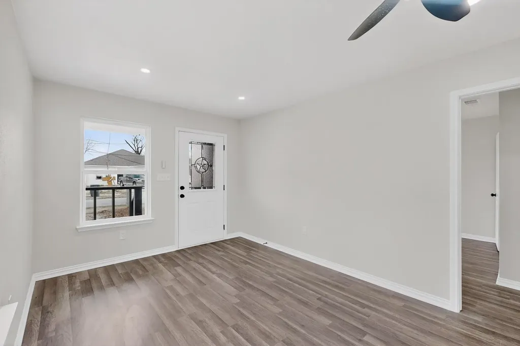 1541 Caldwell Street Dallas TX 75223