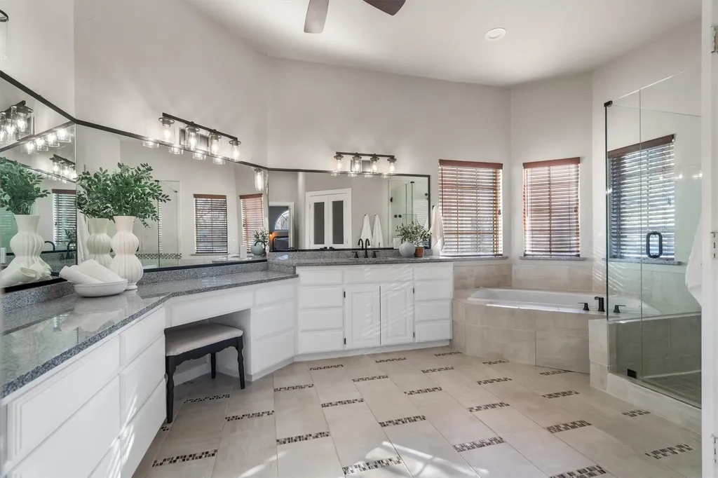 4993 Kiowa Trail Argyle TX 76226