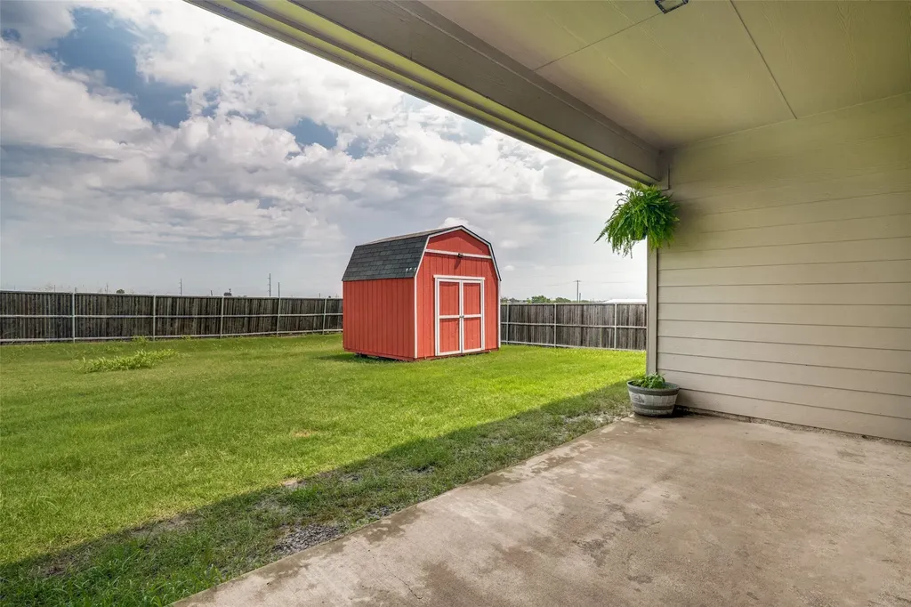 465 Collin Street Nevada TX 75173