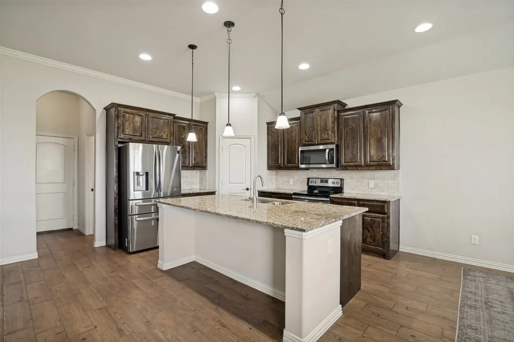 465 Collin Street Nevada TX 75173