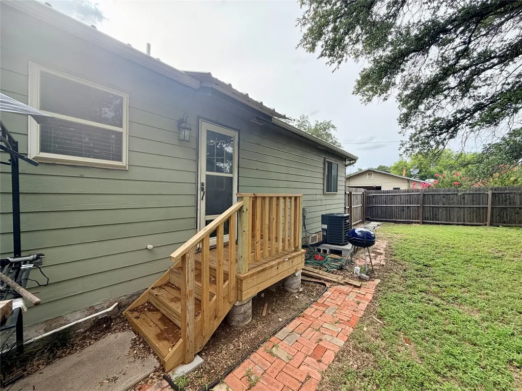 1902 Cline Street Goldthwaite TX 76844