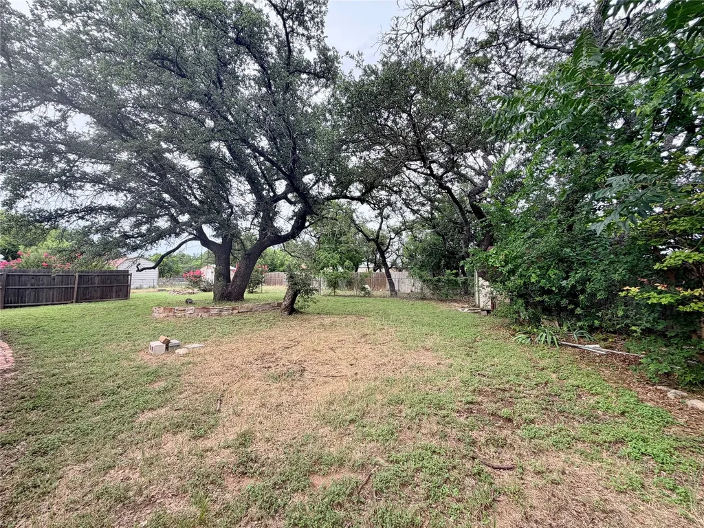 1902 Cline Street Goldthwaite TX 76844